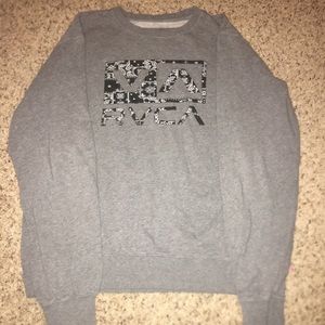 sweatshirt